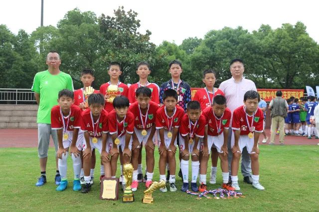 切尔西队史最贵引援榜：罗杰斯1.376亿欧居首，恩佐1.21亿欧次之